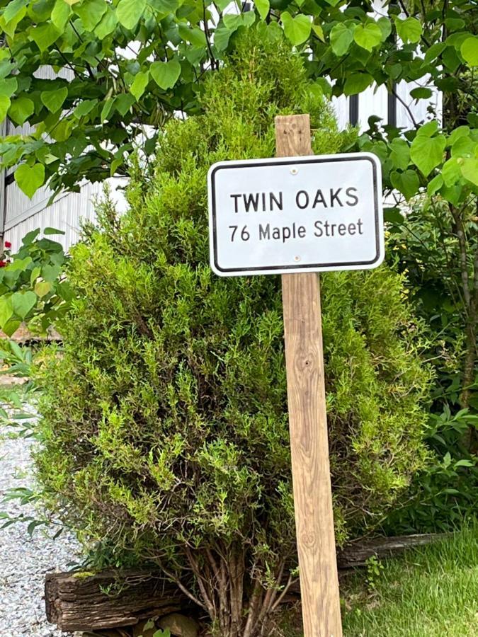 Twin Oaks Villa บรายซันซิตี ภายนอก รูปภาพ